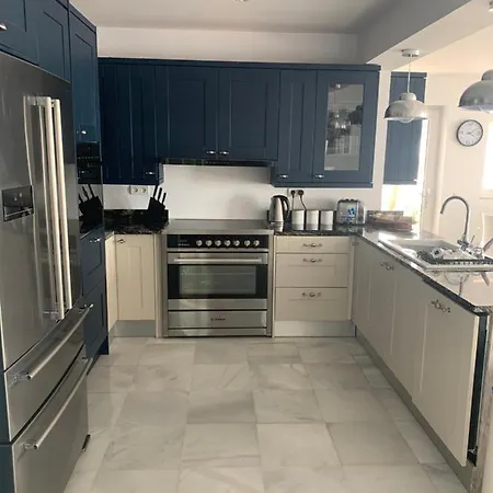 וילה Private, Luxury Villa- San Pedro, Marbella מארבלה