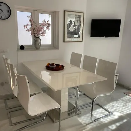 Private, Luxury Villa- San Pedro, Marbella * מארבלה